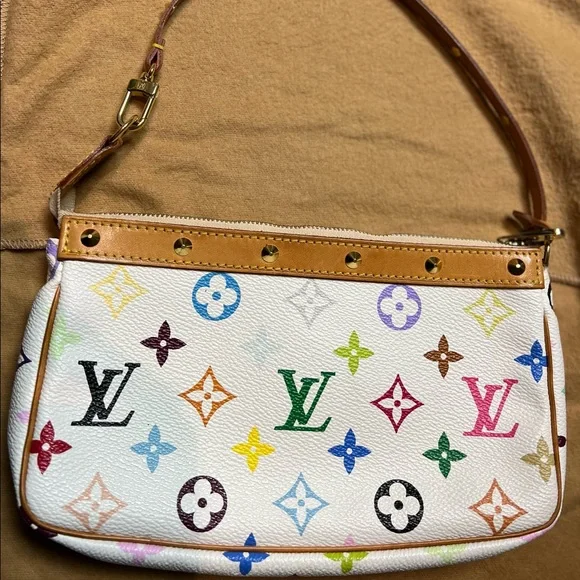 🌈LOUIS VUITTON🌈 - Picture 6 of 6